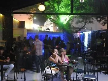 Hotel Flora Suites Soğucak