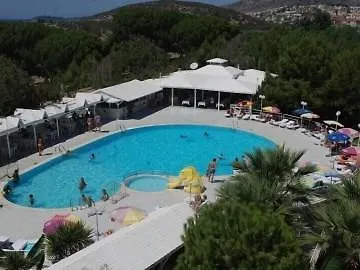 Hotel Flora Suites Soğucak