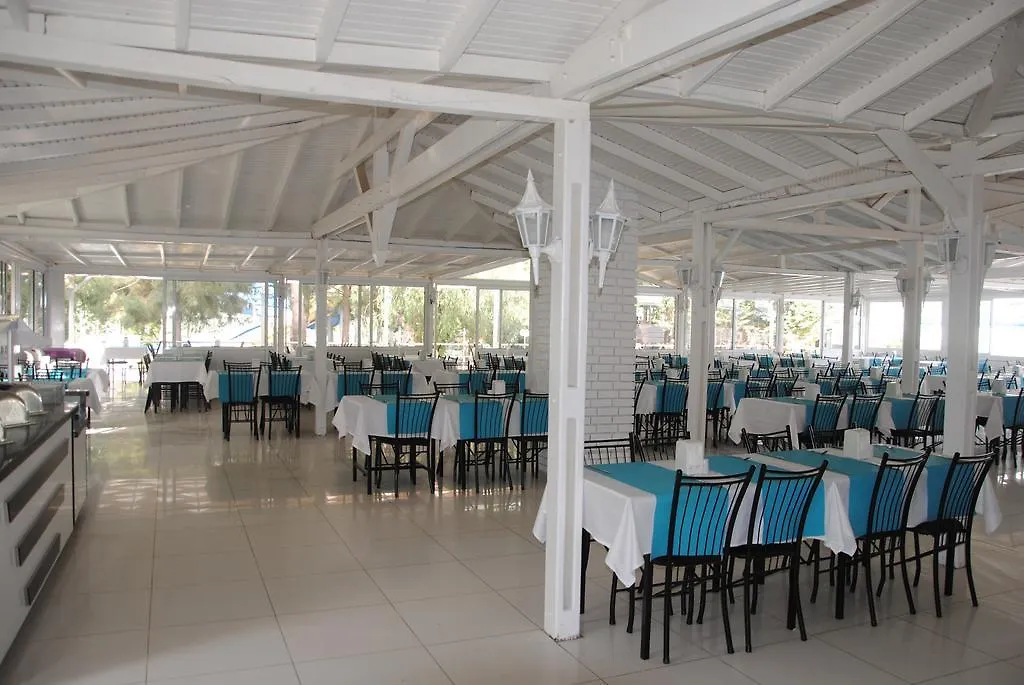 Hotel Flora Suites Soğucak 3*,